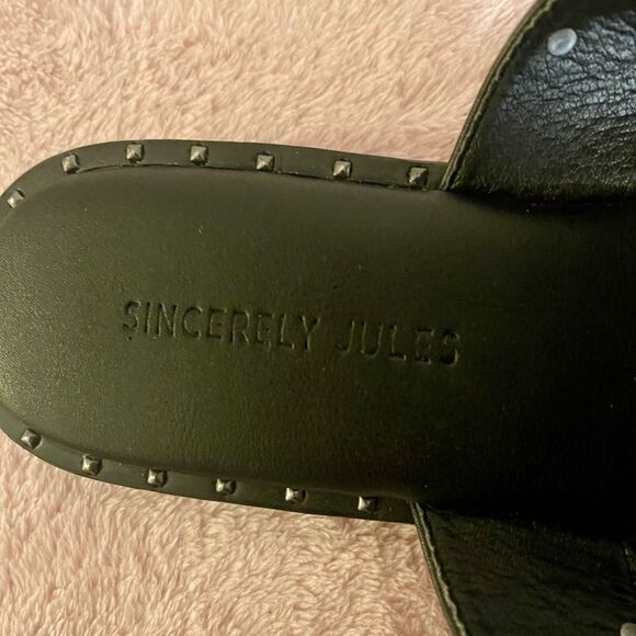 Sincerely Jules Black Studded Slide Sandals sz 9 - Picture 7 of 7